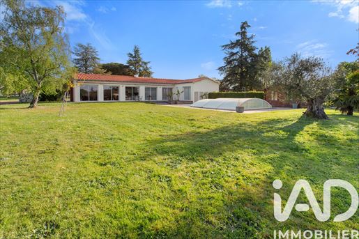 Maison 6 pièces 163 m² · à Gétigné · 163 m² · 525 000 €