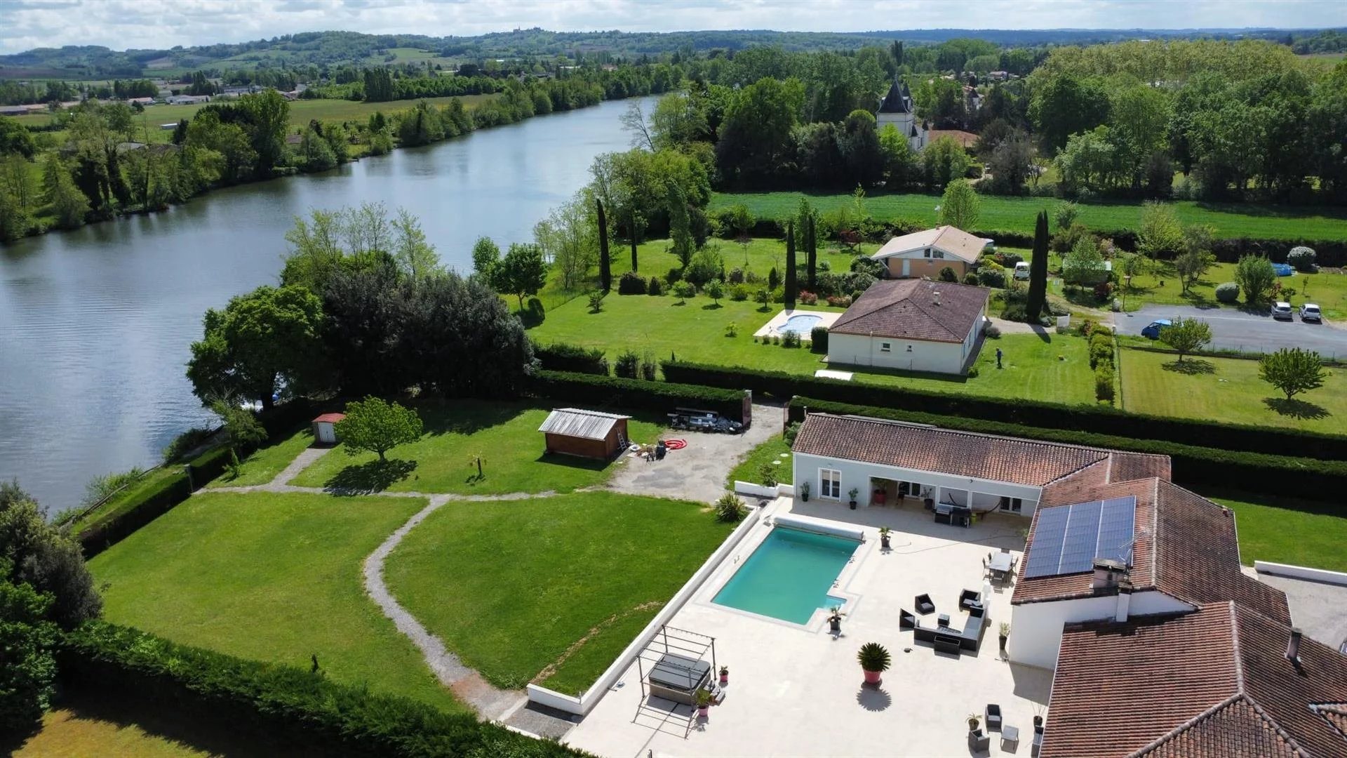 Maison à vendre, 300m², Le Temple-sur-Lot