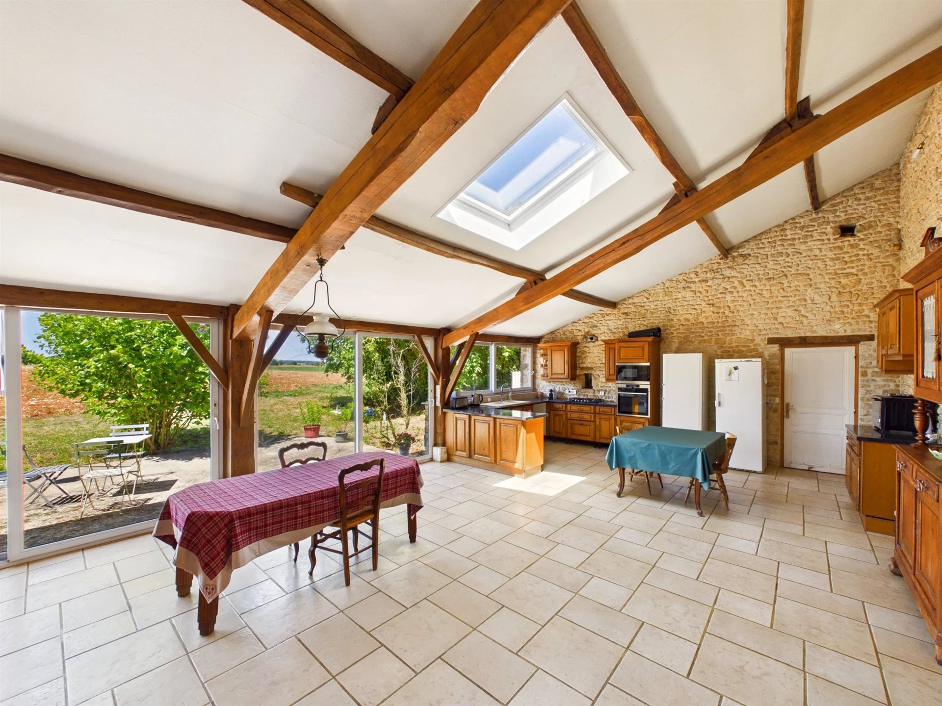 Maison à vendre, 305m², Salles-de-Villefagnan