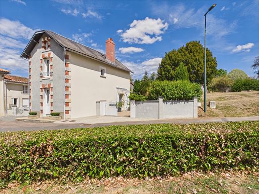Maison 3 pièces 68 m² · à Pressac · 68 m² · 104 500 €