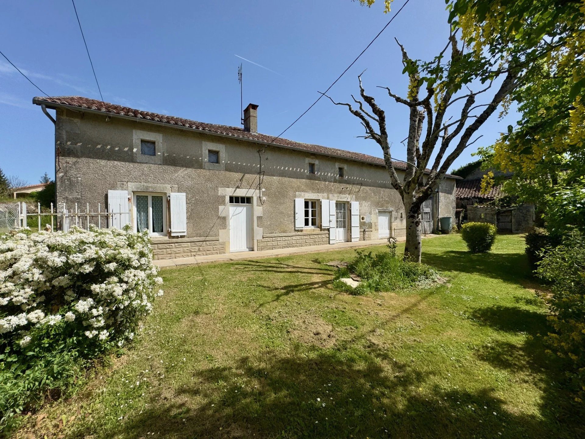 Maison à vendre, 93m², Saint-Laurent-de-Céris
