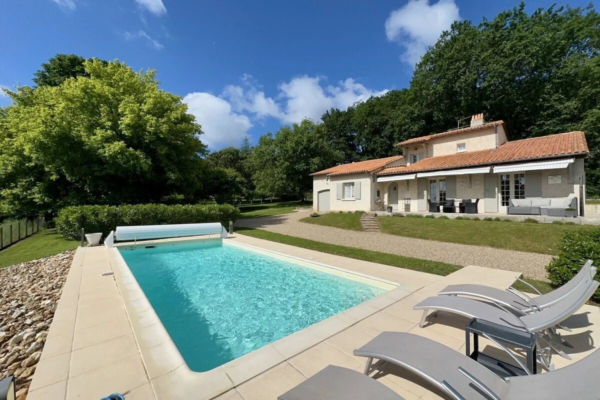 Maison à vendre, 155m², Douzillac