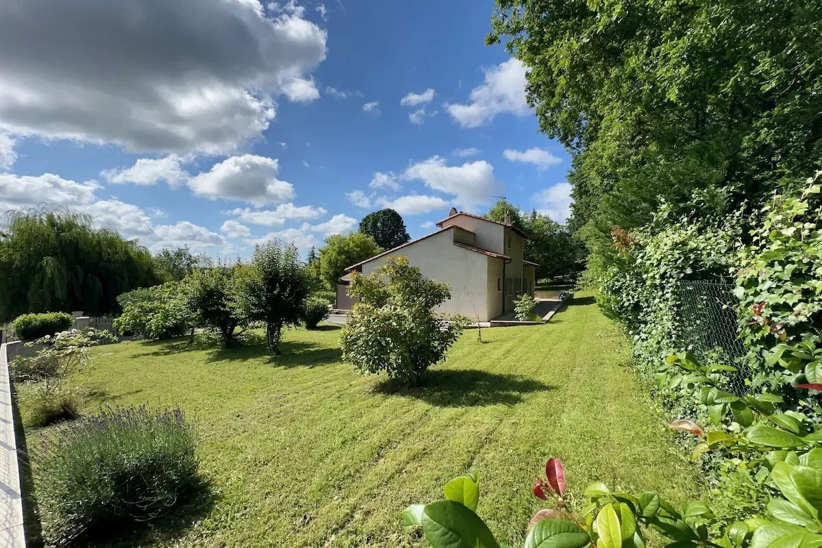 Maison à vendre, 155m², Douzillac
