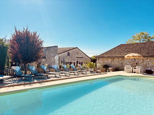 Maison 7 pièces 164 m² · à Saint-André-Et-Appelles · 164 m² · 525 001 €