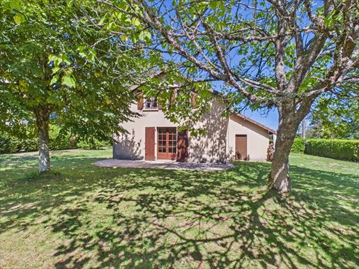 4 pièces 95 m² · à Maisonnais-sur-Tardoire · 95 m² · 130 800 €