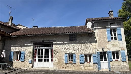 Maison 6 pièces 155 m² · à Tocane-Saint-Apre · 155 m² · 175 000 €