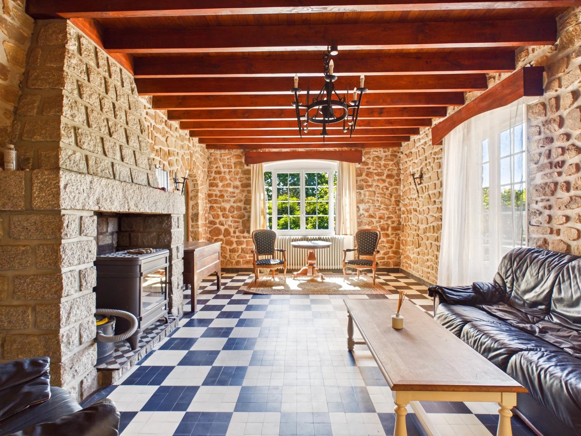 Maison à vendre, 318m², Saint-Barthélemy-de-Bussière