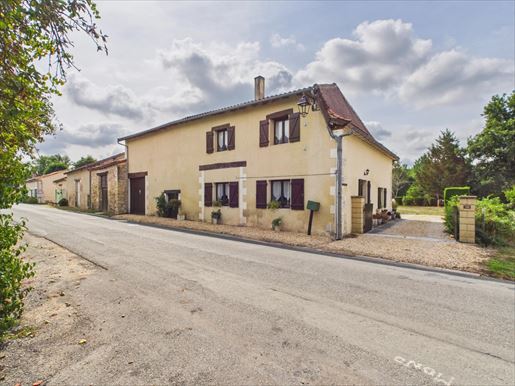 Maison 4 pièces 157 m² · à La Jemaye-Ponteyraud · 157 m² · 175 000 €
