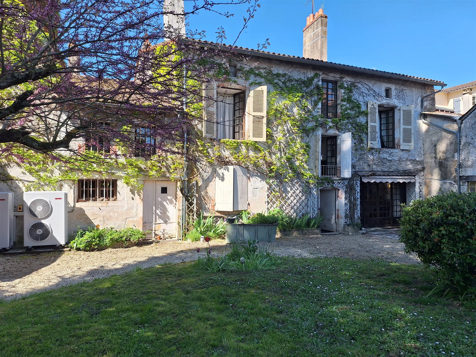 Maison à vendre, 313m², Civray