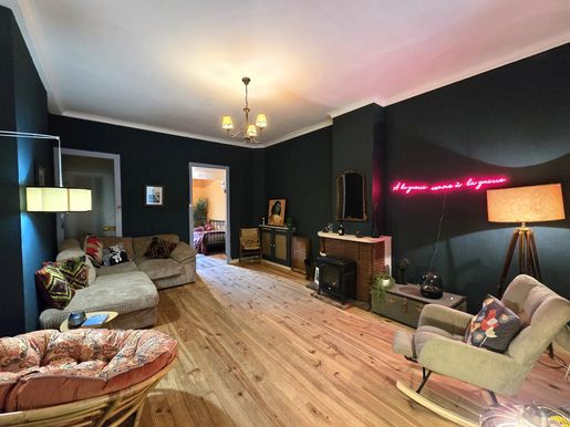 Maison 8 pièces 159 m² · à Sainte-Foy-la-Grande · 159 m² · 157 000 €