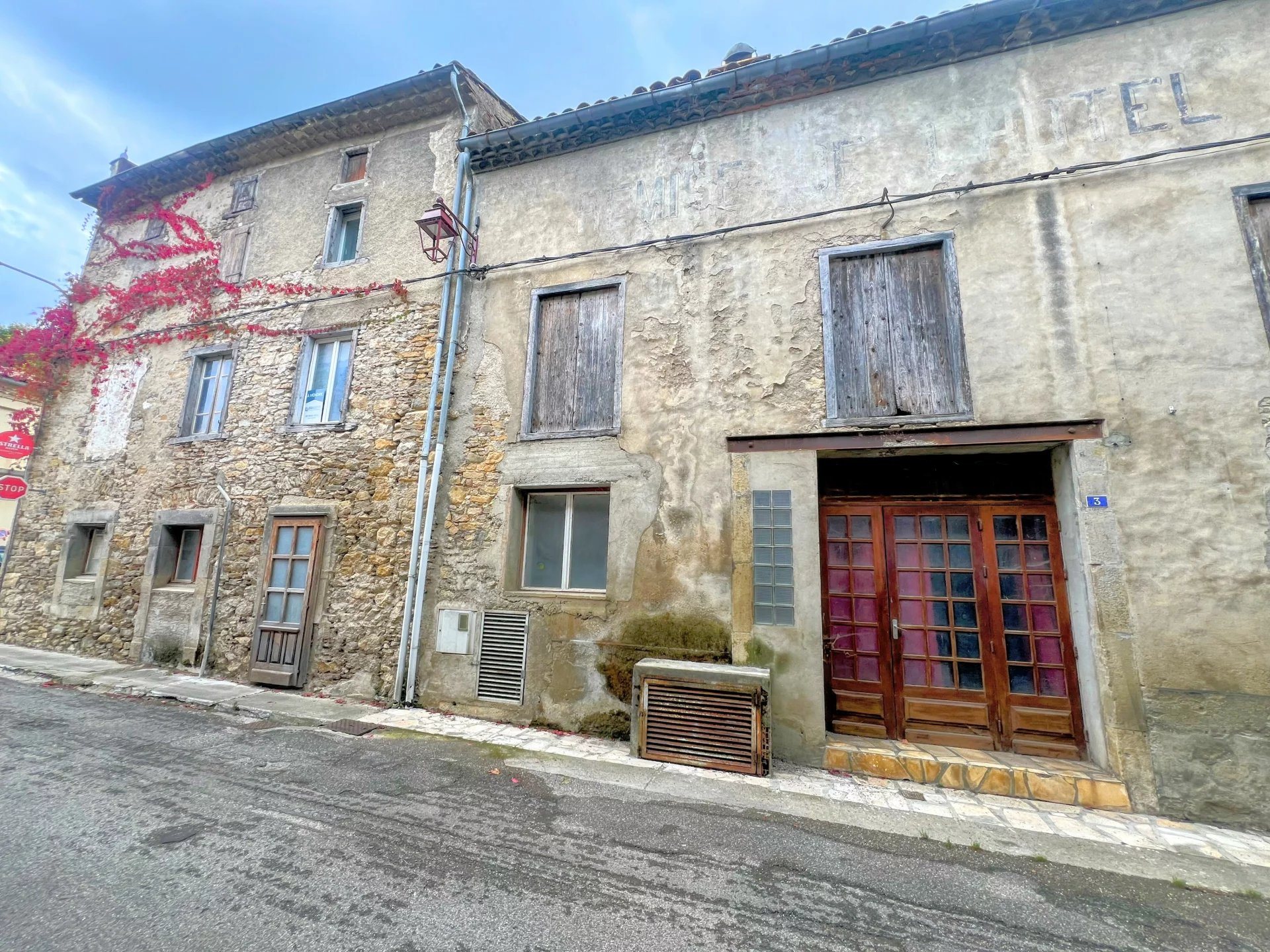 Maison à vendre, 250m², Sainte-Colombe-sur-l'Hers