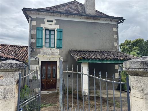 4 pièces 112 m² · à Villetoureix · 112 m² · 95 040 €
