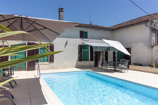 Maison 5 pièces 140 m² · à Jarnac · 140 m² · 269 500 €