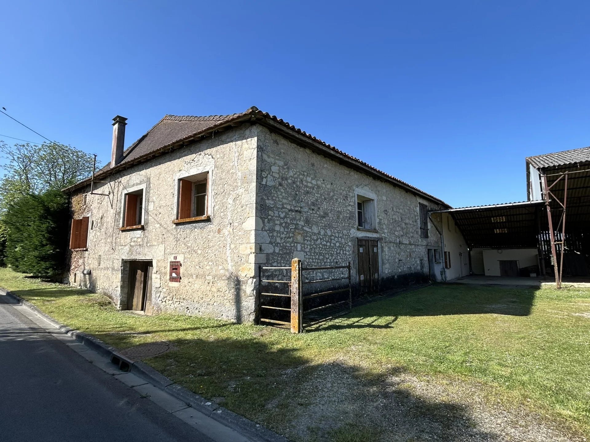 Maison à vendre, 310m², Chillac