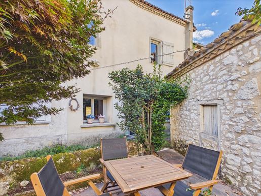 Maison 4 pièces 96 m² · à Issigeac · 96 m² · 225 000 €