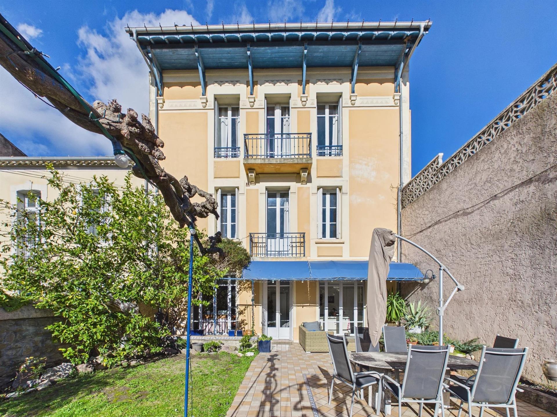 Maison à vendre, 190m², Carcassonne