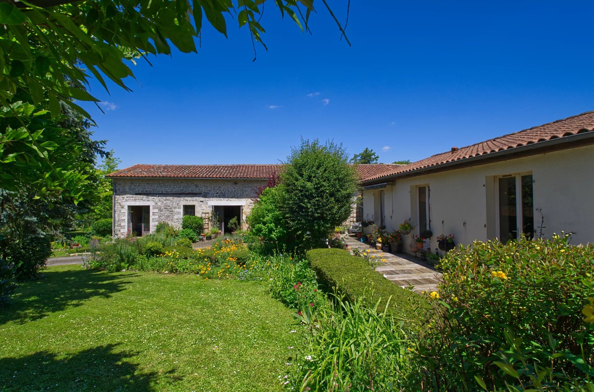Maison à vendre, 101m², Villefagnan