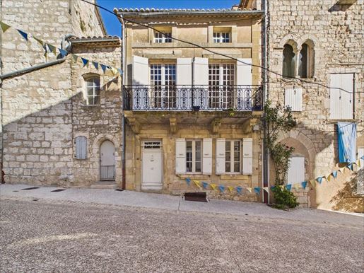 Maison 6 pièces 146 m² · à Monflanquin · 146 m² · 224 700 €
