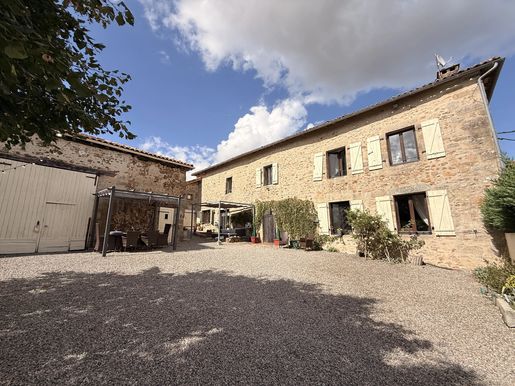 Maison 7 pièces 213 m² · à Saint-Maurice-des-Lions · 213 m² · 299 600 €