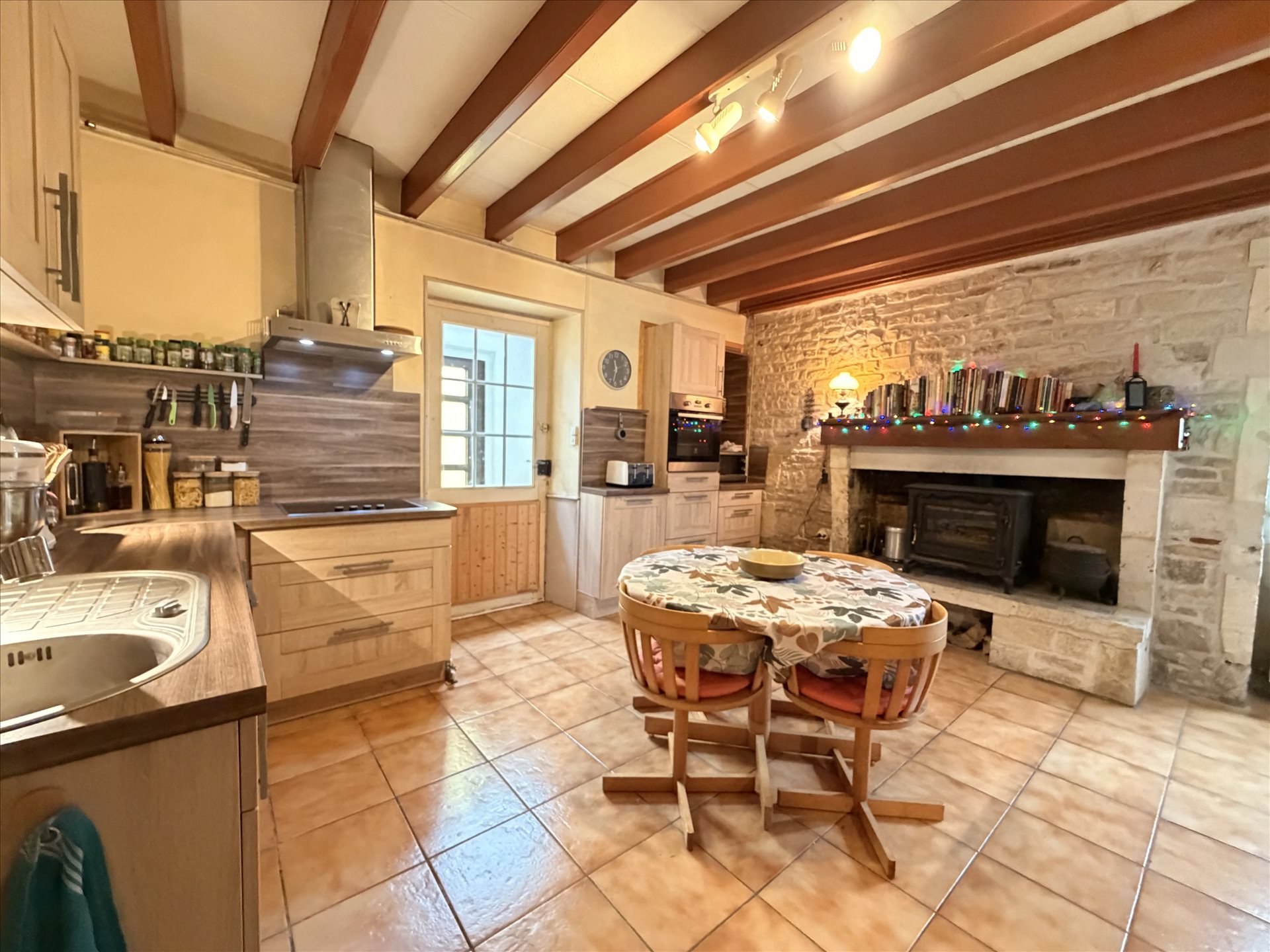 Maison à vendre, 287m², Saint-Fraigne