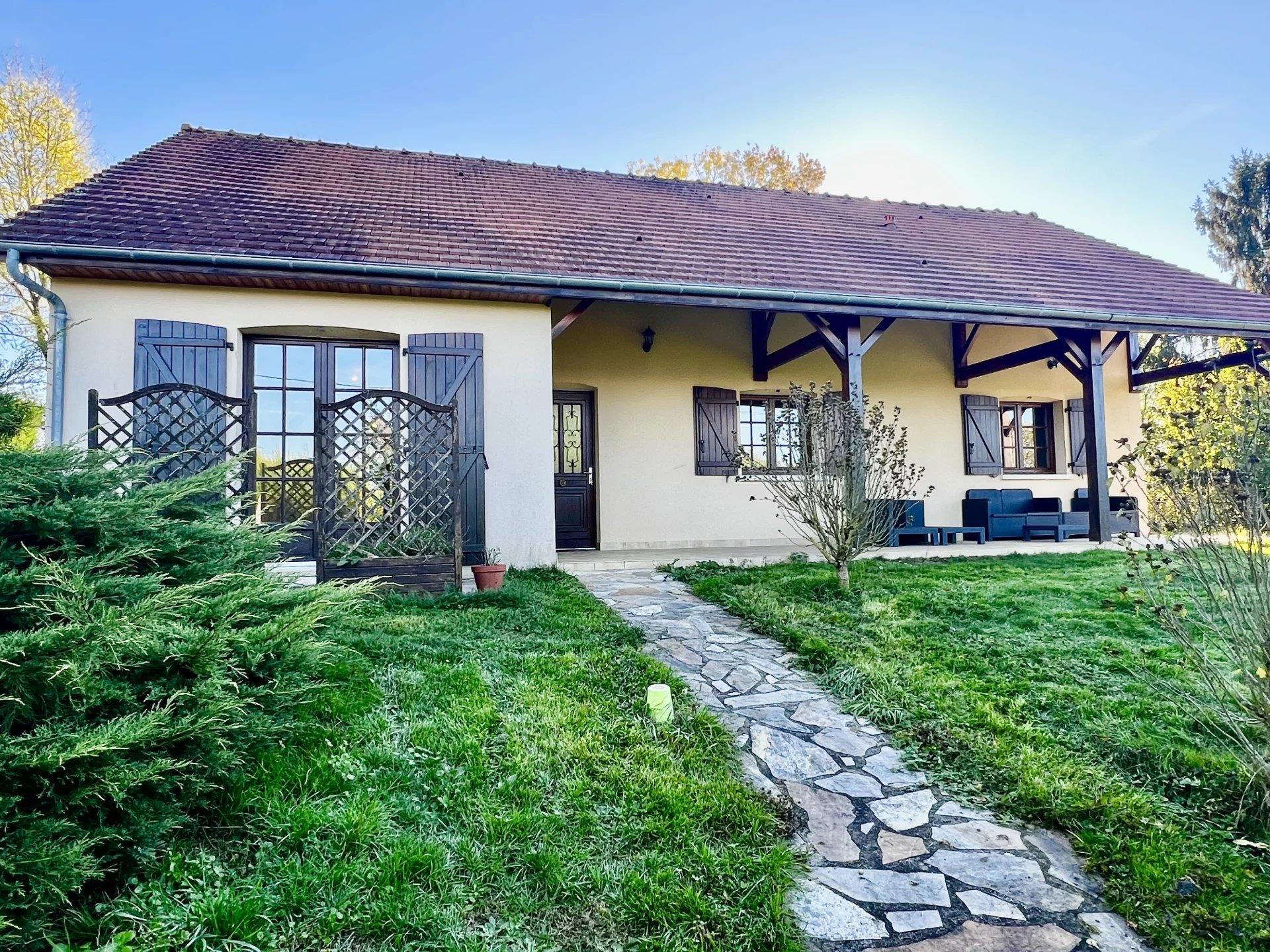 Maison à vendre, 110m², Saint-Sulpice-les-Feuilles