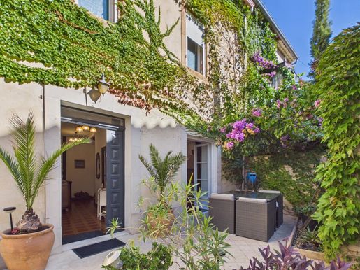 Maison 8 pièces 250 m² · à Narbonne · 250 m² · 279 000 €
