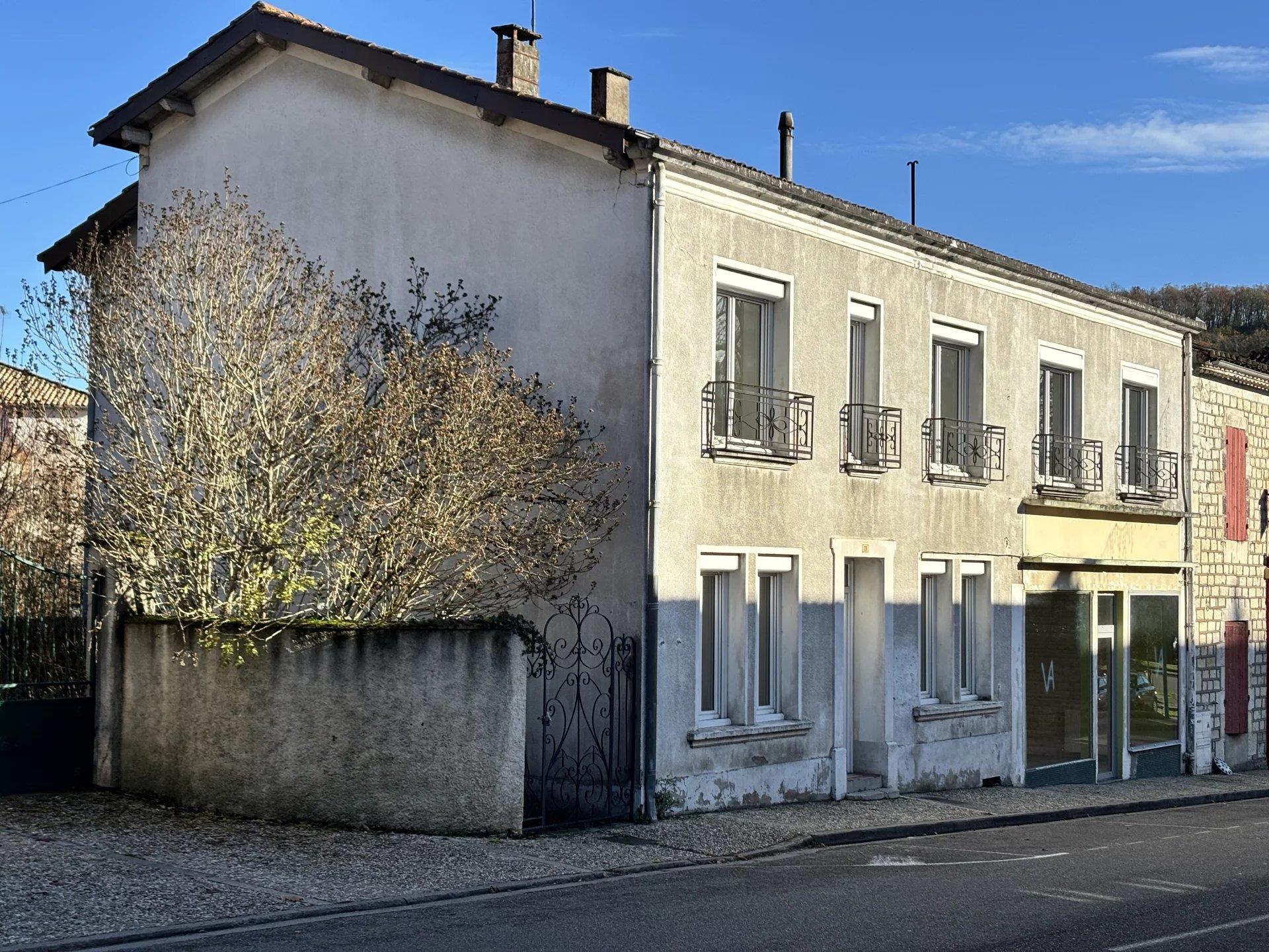 Maison à vendre, 278m², Montaigu-de-Quercy