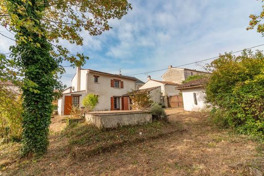 Maison 5 pièces 91 m² · à Saint-Même-les-Carrières · 91 m² · 155 000 €