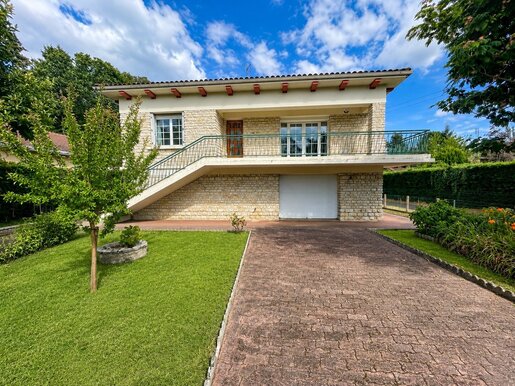 Maison 6 pièces 170 m² · à Bergerac · 170 m² · 200 000 €