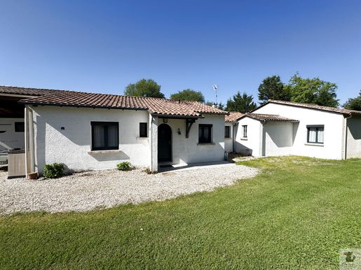 Maison 7 pièces 150 m² · à Lembras · 150 m² · 296 000 €