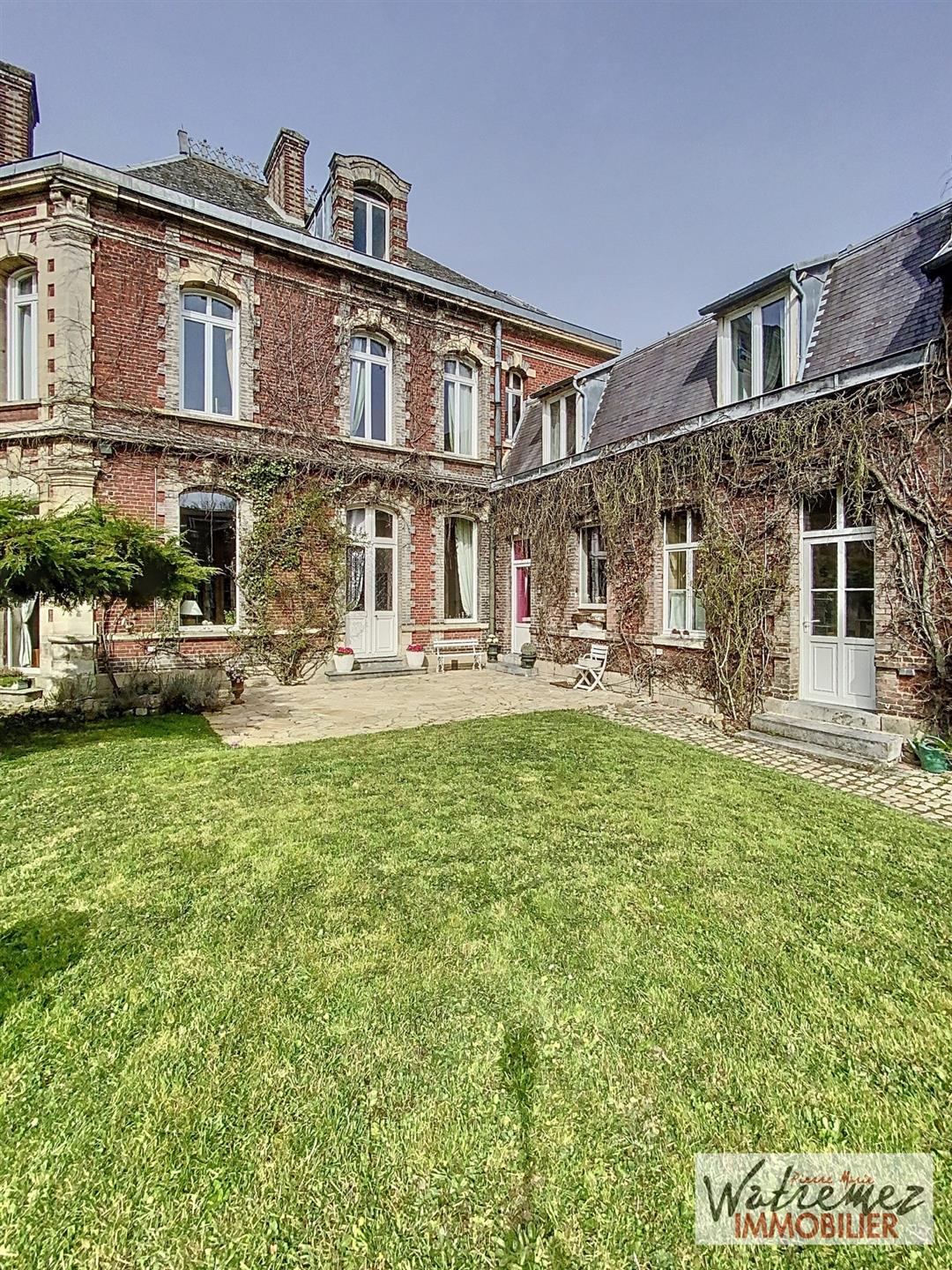 Maison à vendre, 352m², Cambrai