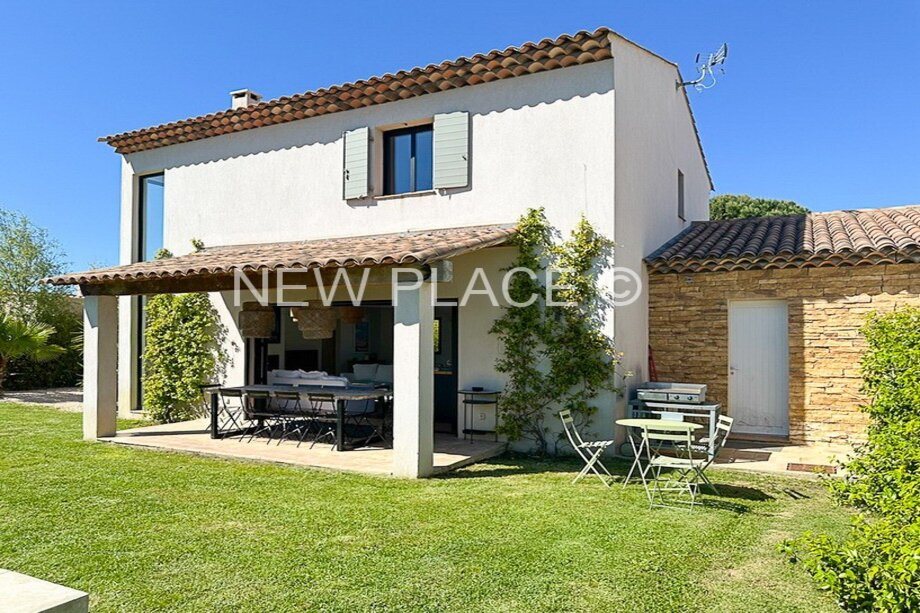 Maison à vendre, 125m², Grimaud