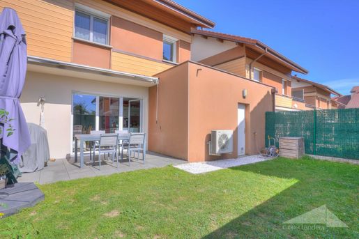 Maison 5 pièces 110 m² · à Saint-Jean-de-Gonville · 110 m² · 550 000 €
