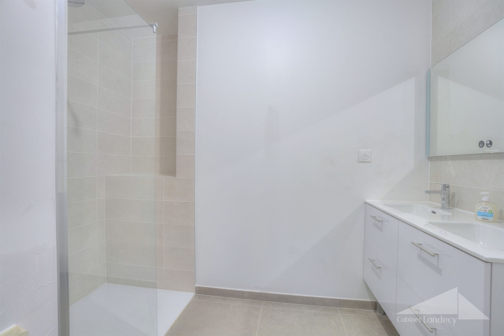 Appartement à vendre, 108m², Divonne-les-Bains