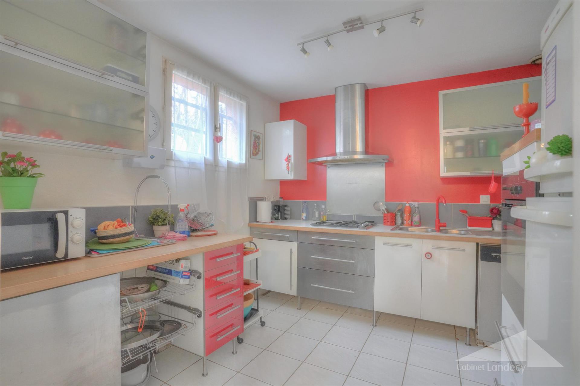 Maison à vendre, 101m², Ferney-Voltaire