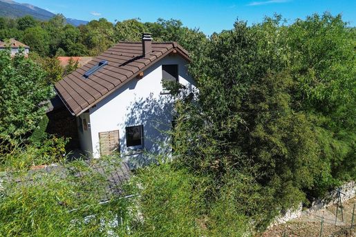 Maison 3 pièces 82 m² · à Thoiry · 82 m² · 548 000 €