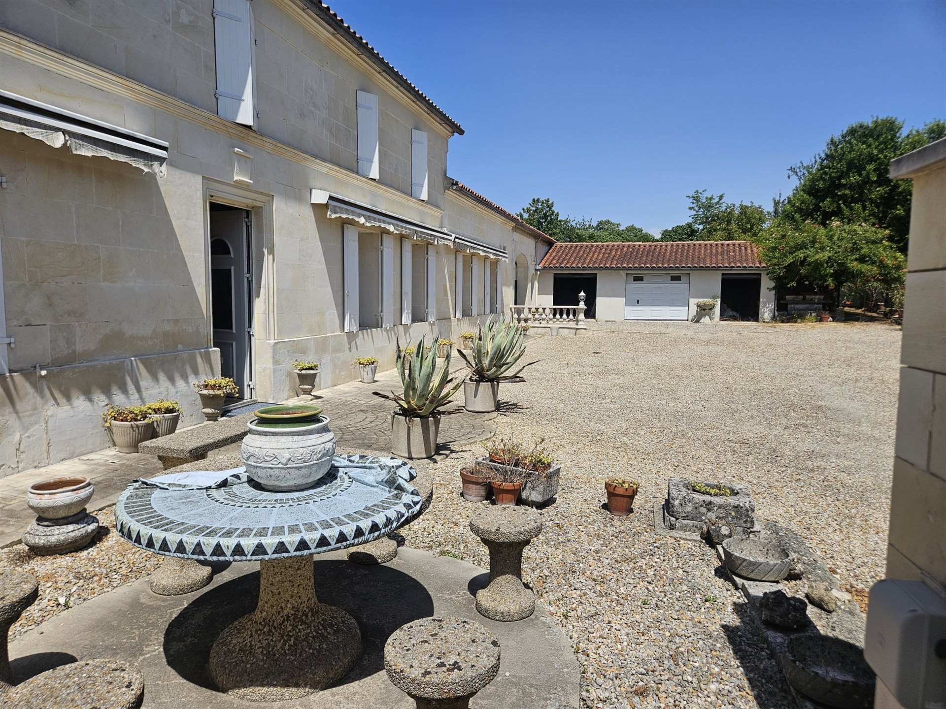 Maison à vendre, 264m², Berneuil