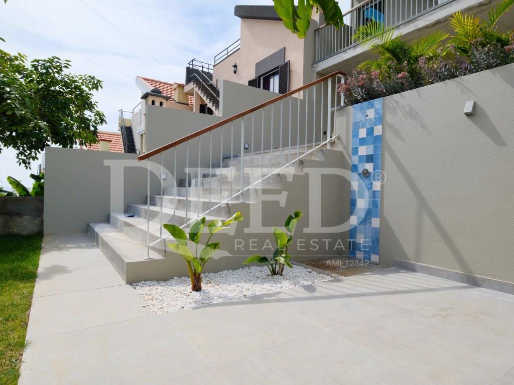 Huis 4 Slaapkamers Triplex Te Koop Funchal