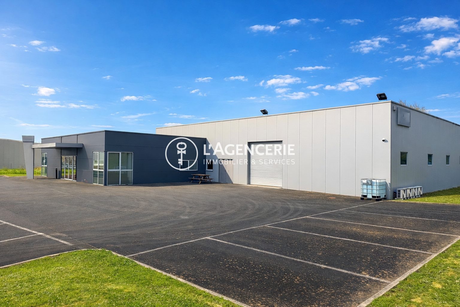 Maison à vendre, 650m², Terssac