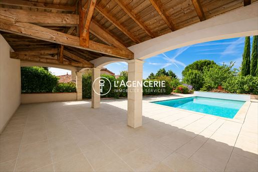Maison 6 pièces 207 m² · à Puygouzon · 207 m² · 625 000 €
