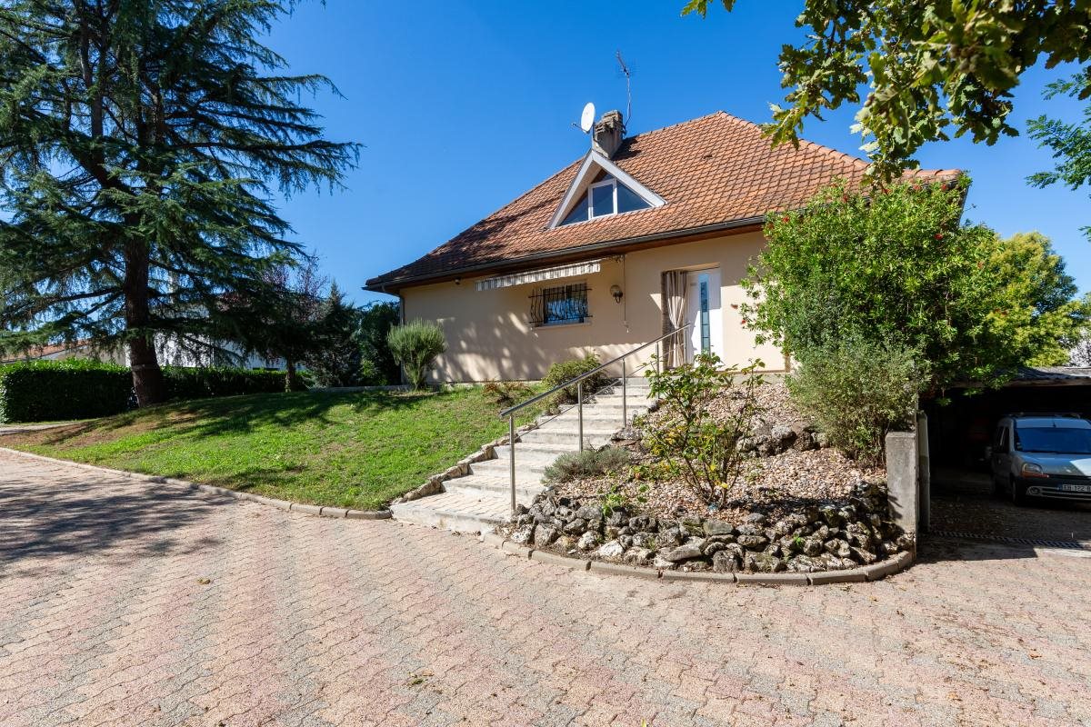 Maison à vendre, 175m², Carbon-Blanc