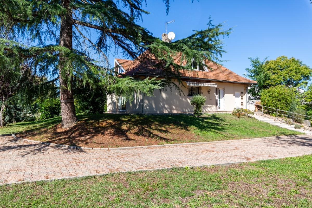 Maison à vendre, 175m², Carbon-Blanc