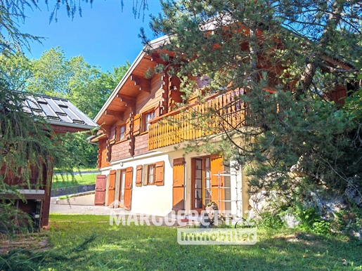 Maison 6 pièces 136 m² · à Mieussy (praz de Lys - Sommand) · 136 m² · 432 000 €