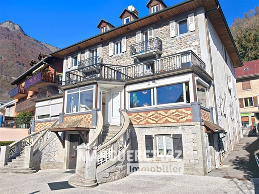 Immeuble 28 pièces 640 m² · à Taninges (praz de Lys - Sommand) · 640 m² · 1 020 000 €