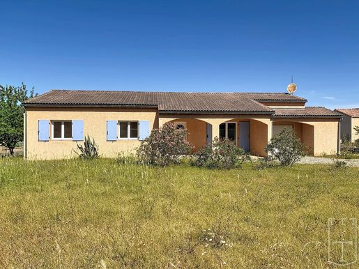 Maison 4 pièces 100 m² · à Ruoms · 100 m² · 266 000 €