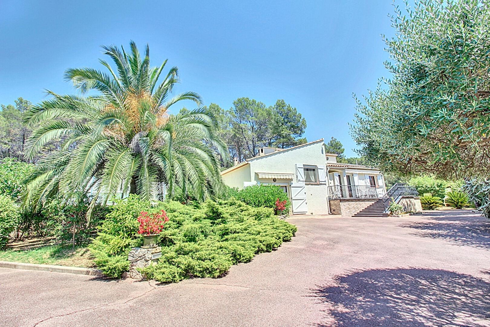 Maison à vendre, 192m², Draguignan