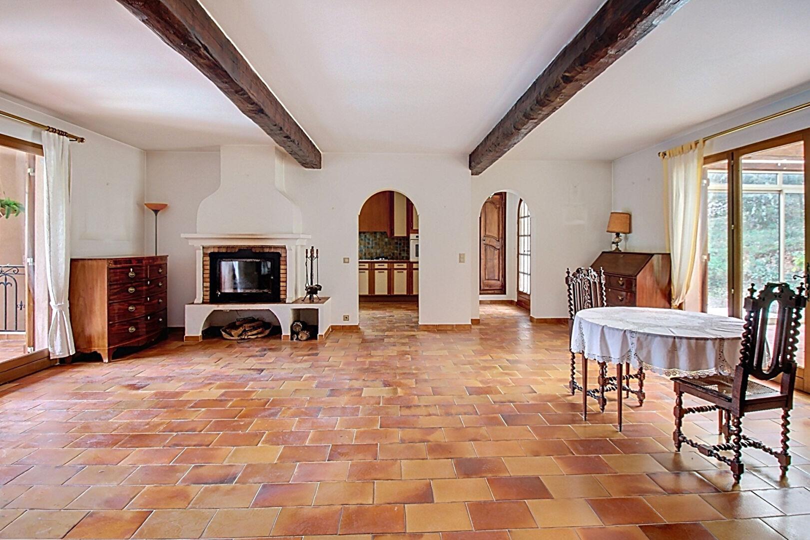 Maison à vendre, 180m², Le Thoronet