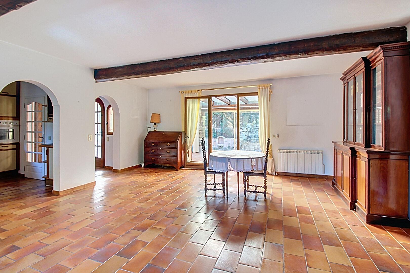 Maison à vendre, 180m², Le Thoronet