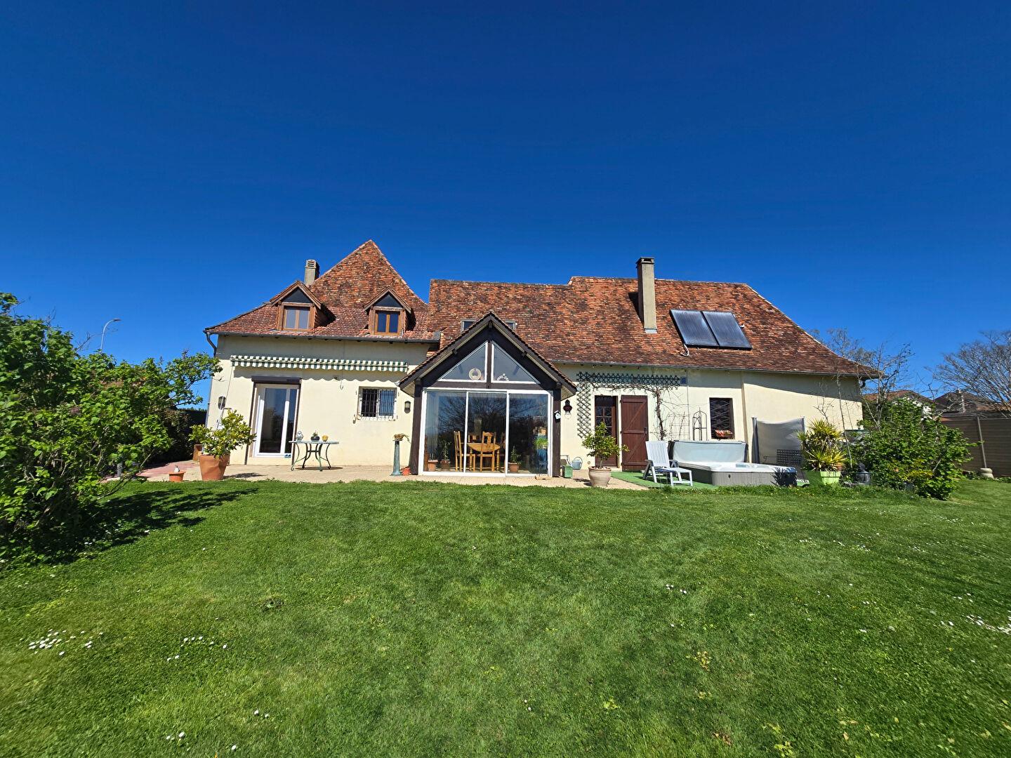 Maison à vendre, 183m², Arthez-de-Béarn