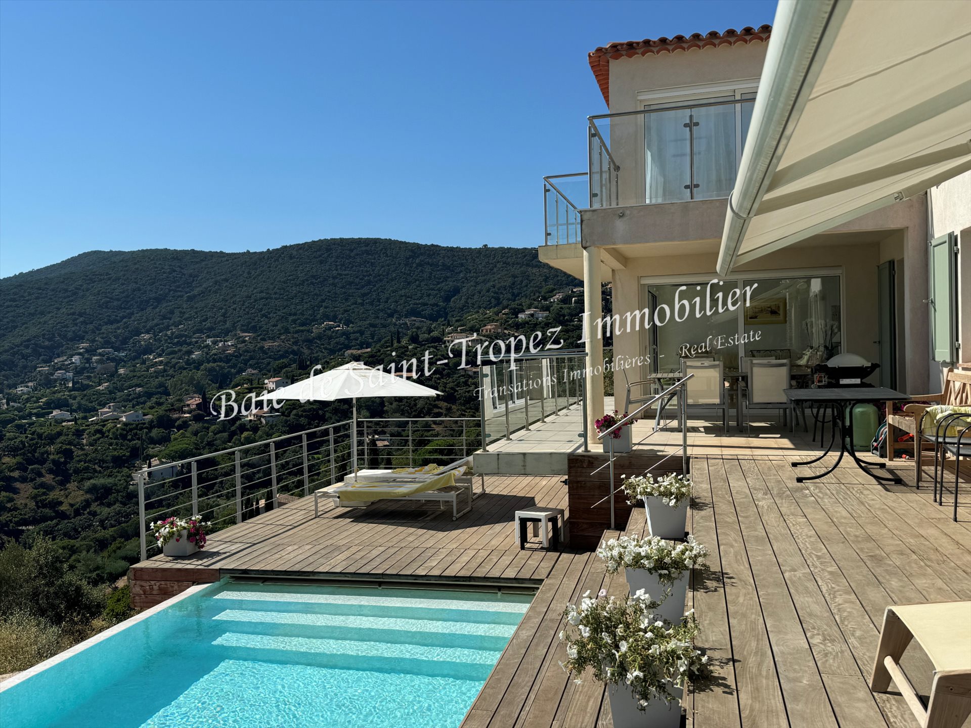 Maison à vendre, 200m², La Croix-Valmer